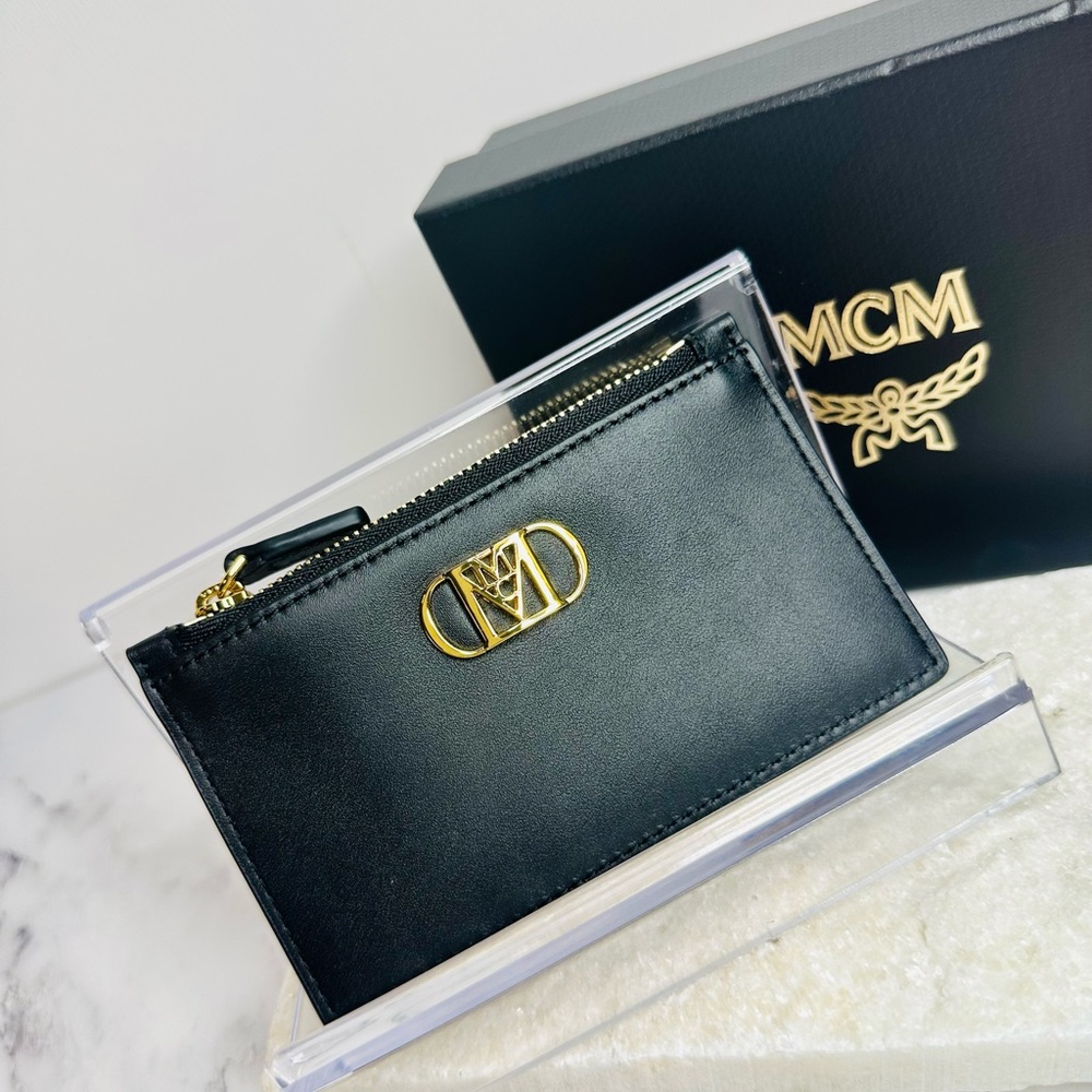NEW! Unisex MCM Black Leather Zip Card Wallet